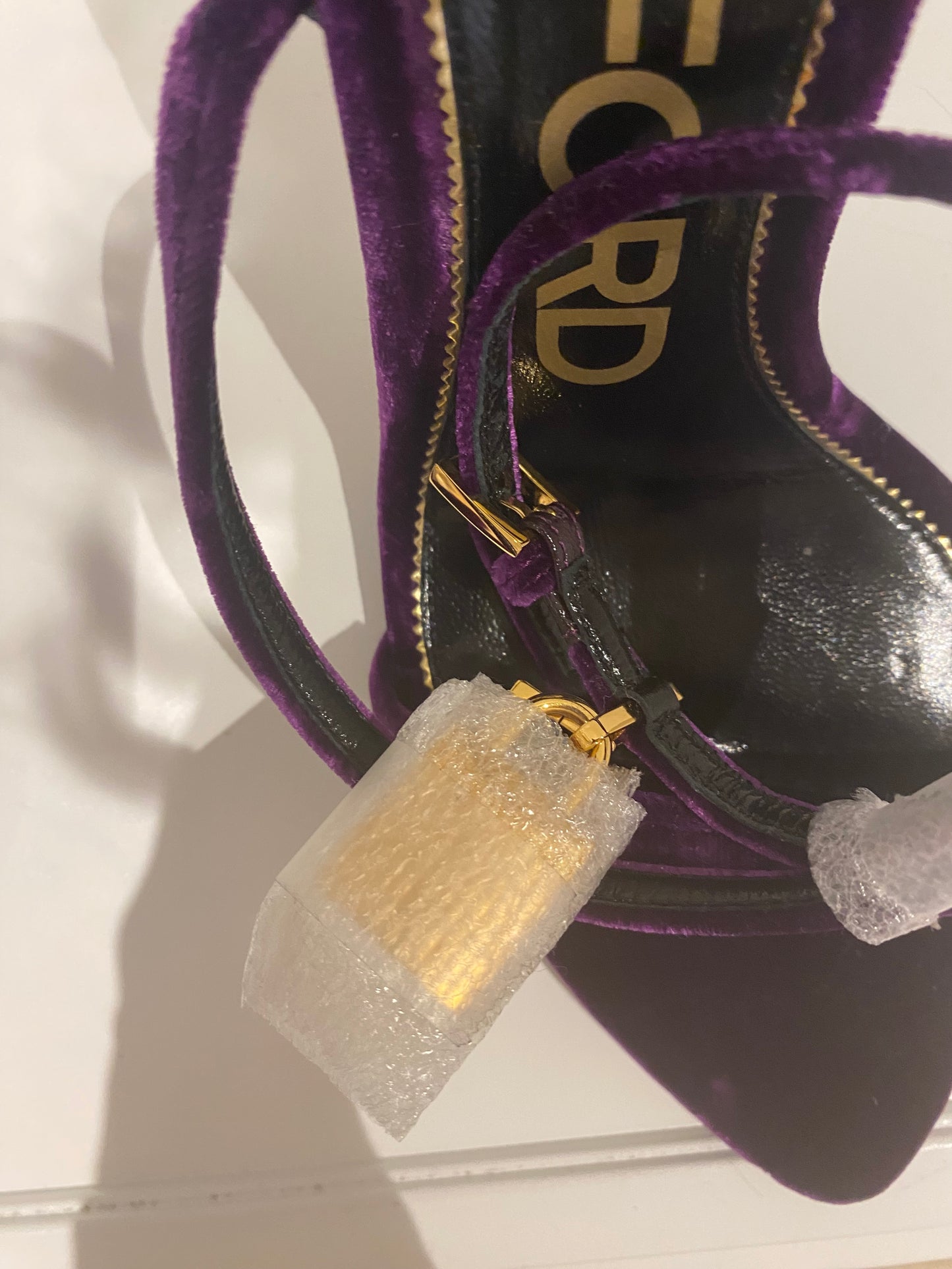 Tom Ford Purple Velvet Padlock Heels – EU 36.5
